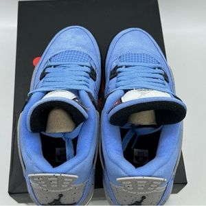 Size 6 - Jordan 4 Retro Mid University Blue